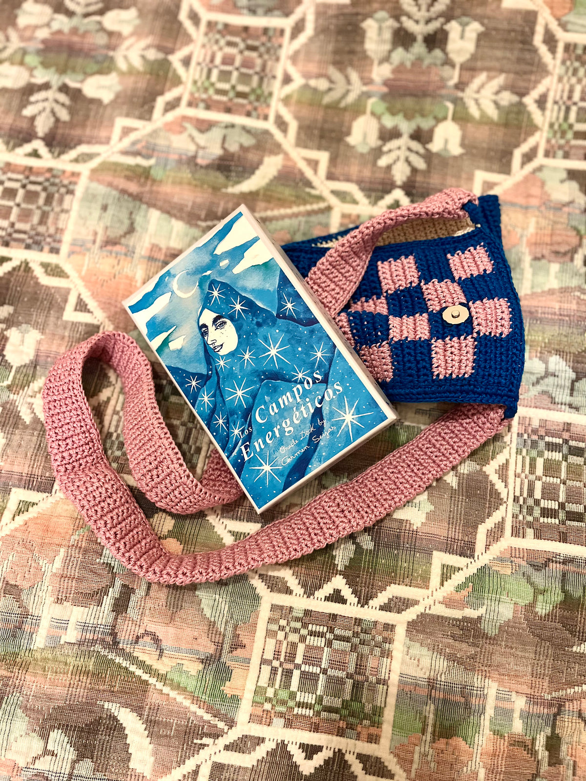 Crocheted bag by Mengatxo
