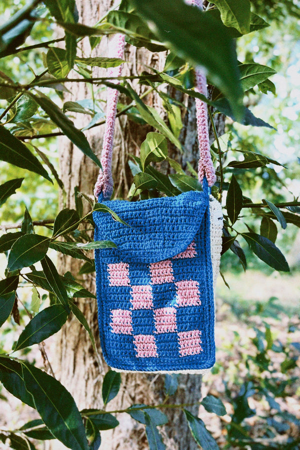 Crocheted bag by Mengatxo